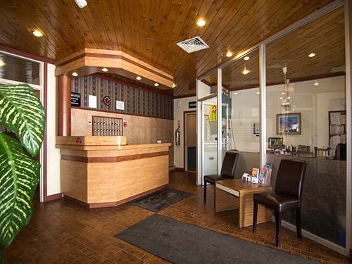Motel Princesse Saguenay Exterior photo
