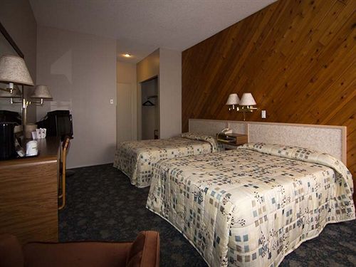 Motel Princesse Saguenay Exterior photo