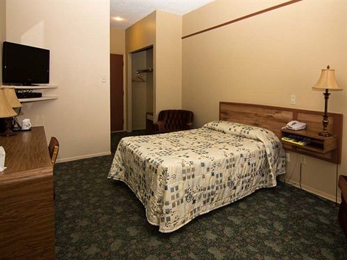 Motel Princesse Saguenay Exterior photo